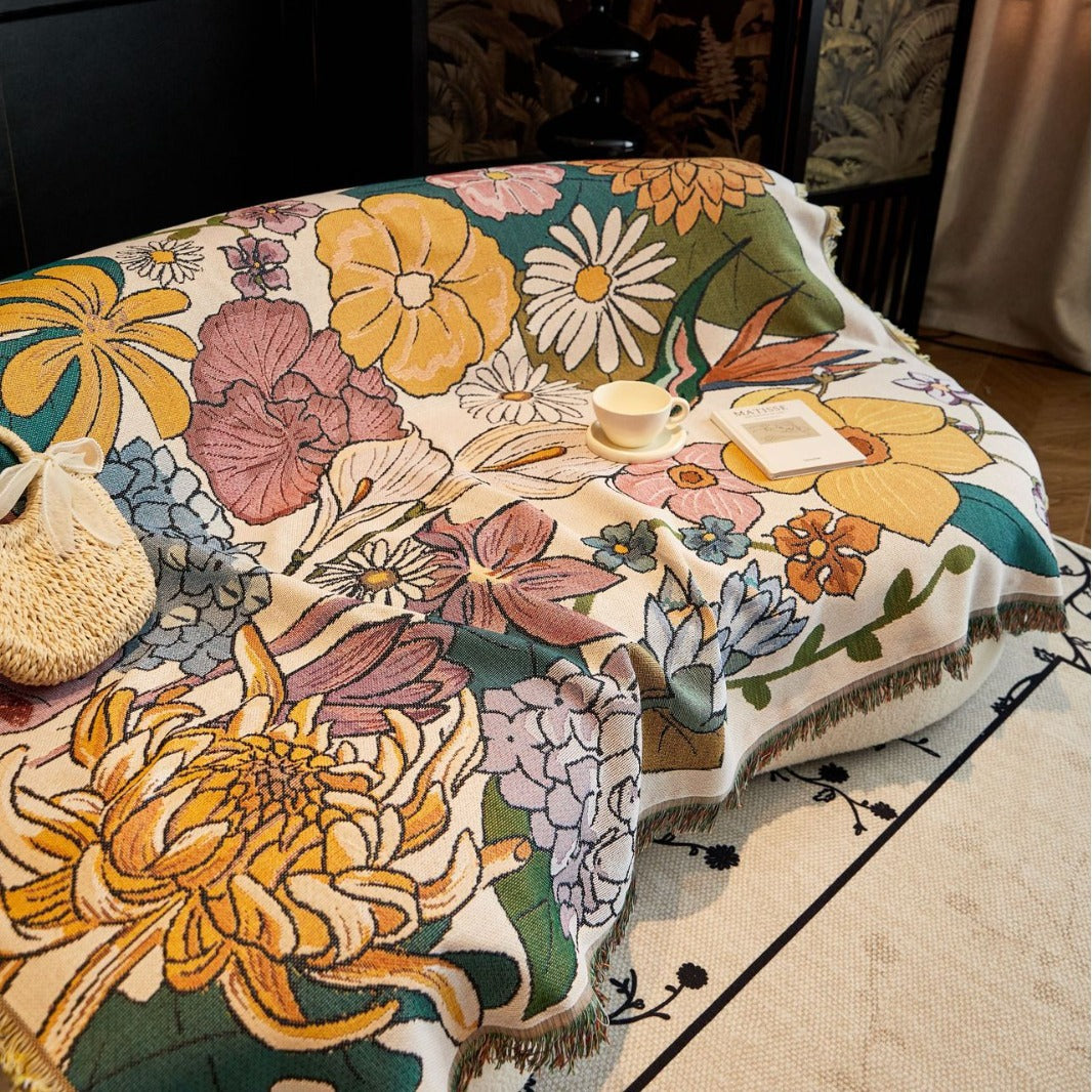 Floral Patterned Tapestry Blanket