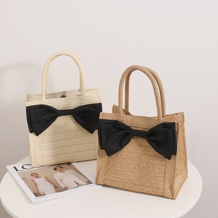 Elegant Bast handbag with bow detail Bowlift