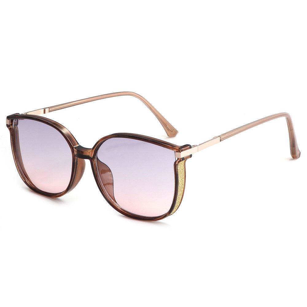 Ladies Luxurious Oversize Sunglasses with Stylish Decor Bowlift