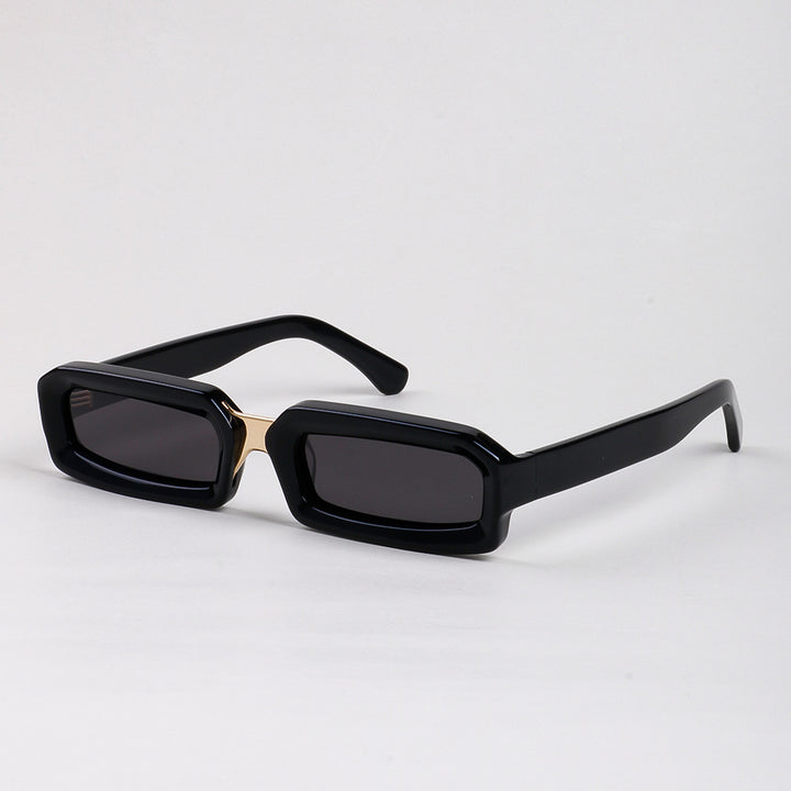 Women's stylish sunglasses in a modern rectangular design with a comfortable frame Bowlift