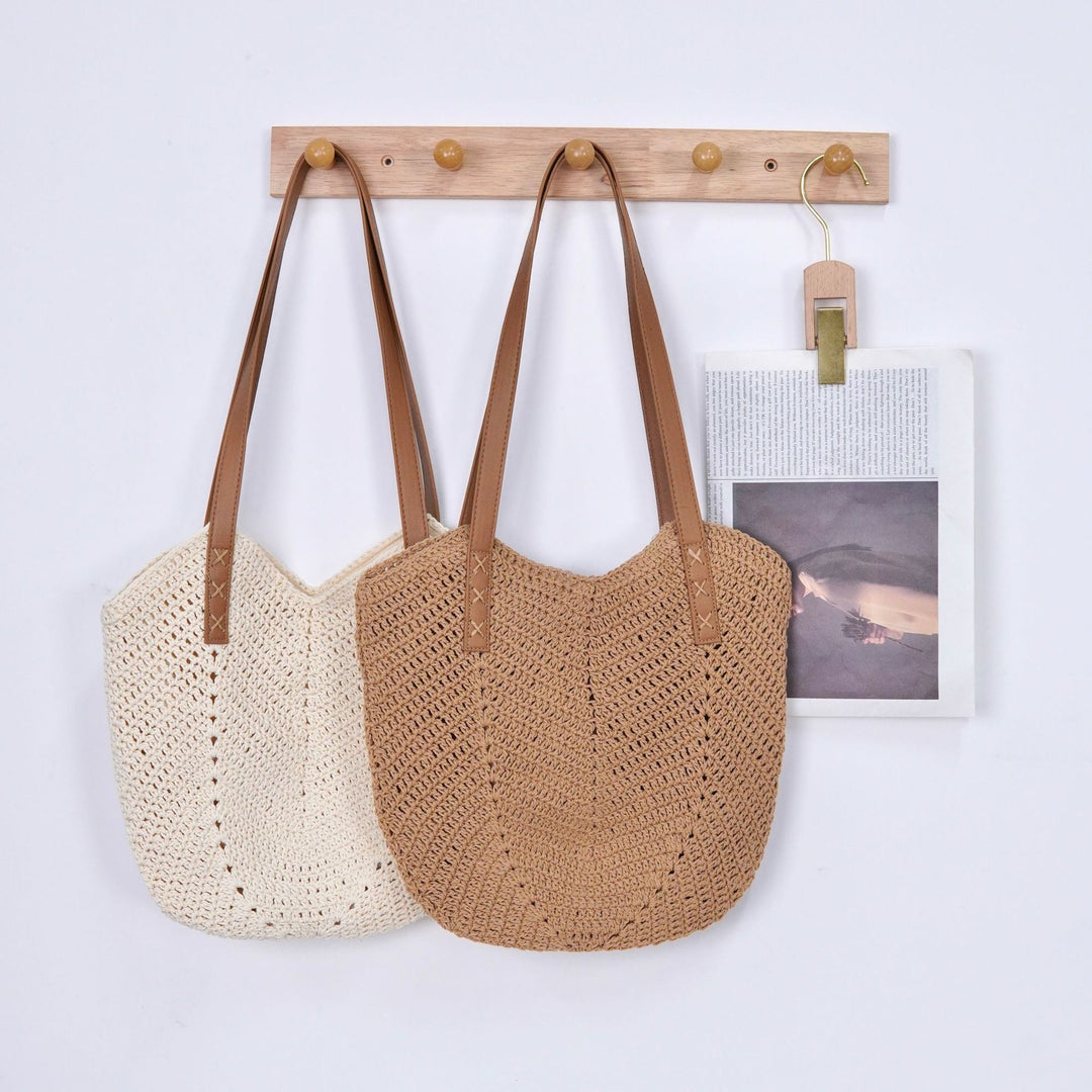 Hand-crocheted shoulder bag with reinforced straps Bowlift