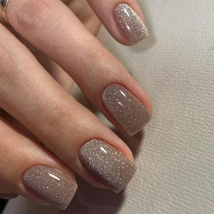 Glamorous Glittering Press-On Nails Bowlift