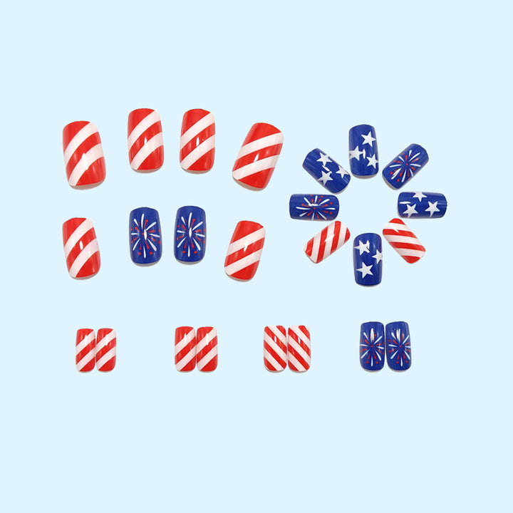 Creative artificial nails in patriotic designs Bowlift