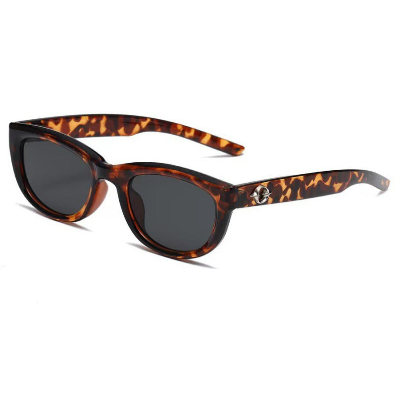 Elegant Vintage Inspired Cat Eye Sunglasses Bowlift