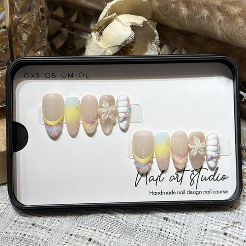 Artisan Handmade Press-On Nails Bowlift