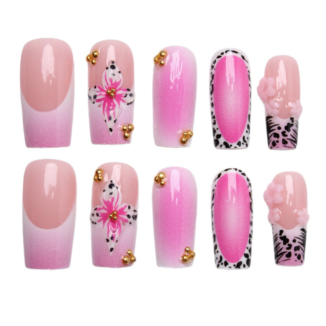 Exclusive artificial nail tips with floral accents Bowlift