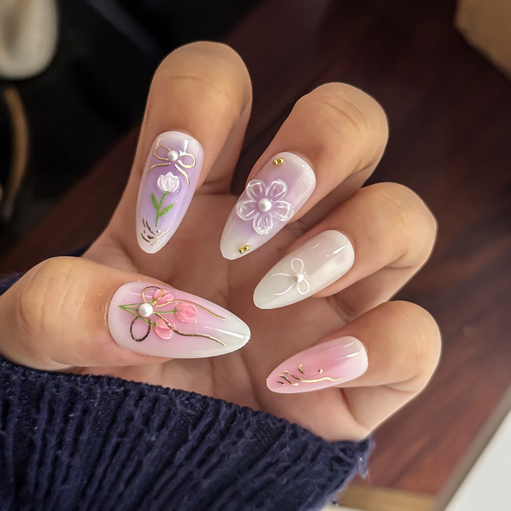 Elegant Floral-Design Press-On Nail Set Bowlift