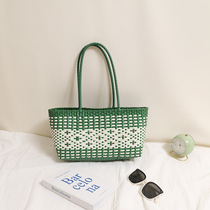 Braided tote bag with modern accents Bowlift