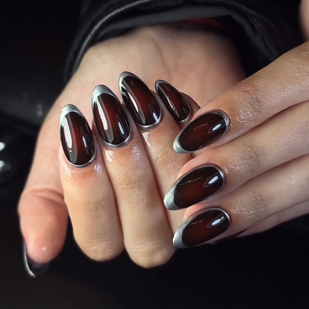 Stylish stiletto nails with elegant shine Bowlift