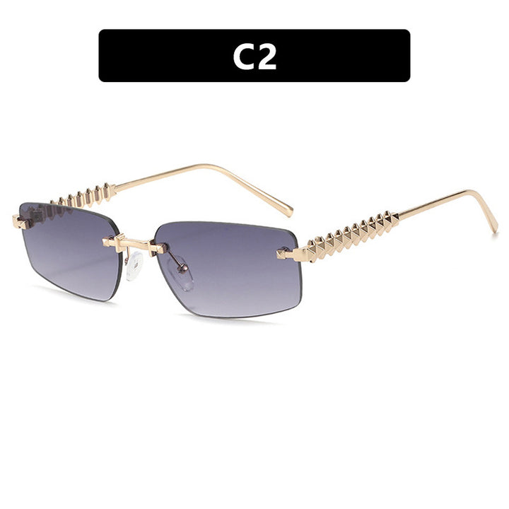 Women's square sunglasses with filigree frame and luxurious accents Bowlift