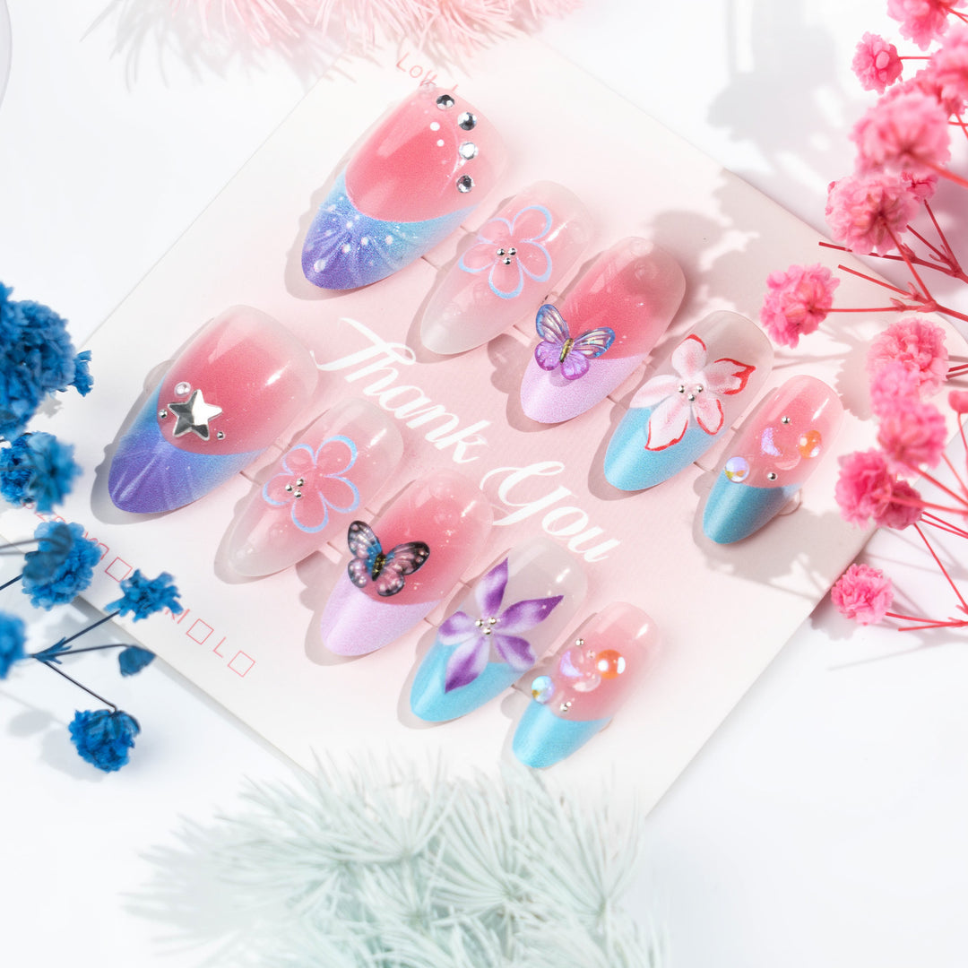 Artificial nail tips with delicate floral patterns Bowlift