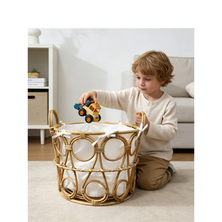 Basket with Round Cutout Bowlift