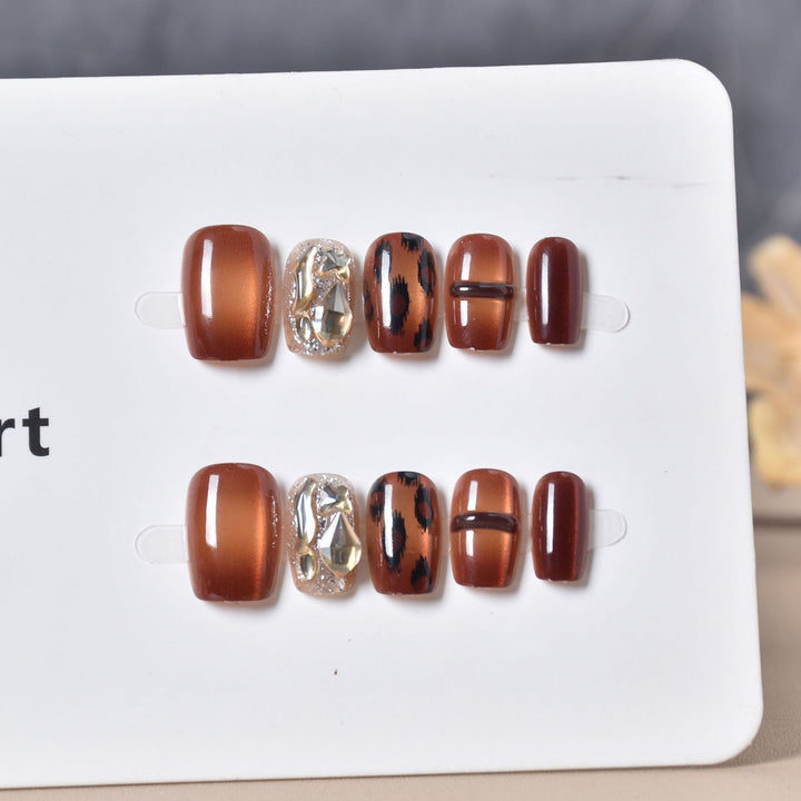 Glamorous Heart-Themed Press-On Nail Set Bowlift