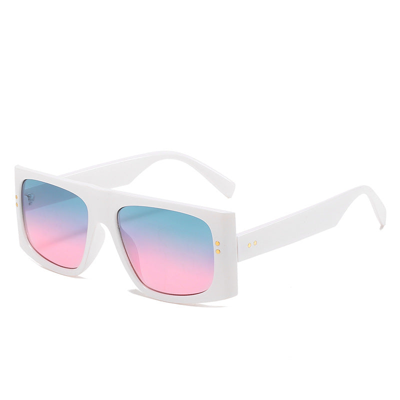 Women oversized sunglasses with stylish, narrow frame Bowlift