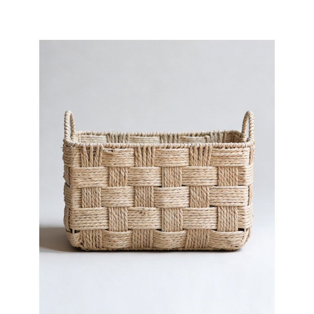 Handcrafted storage basket made of seagrass Bowlift