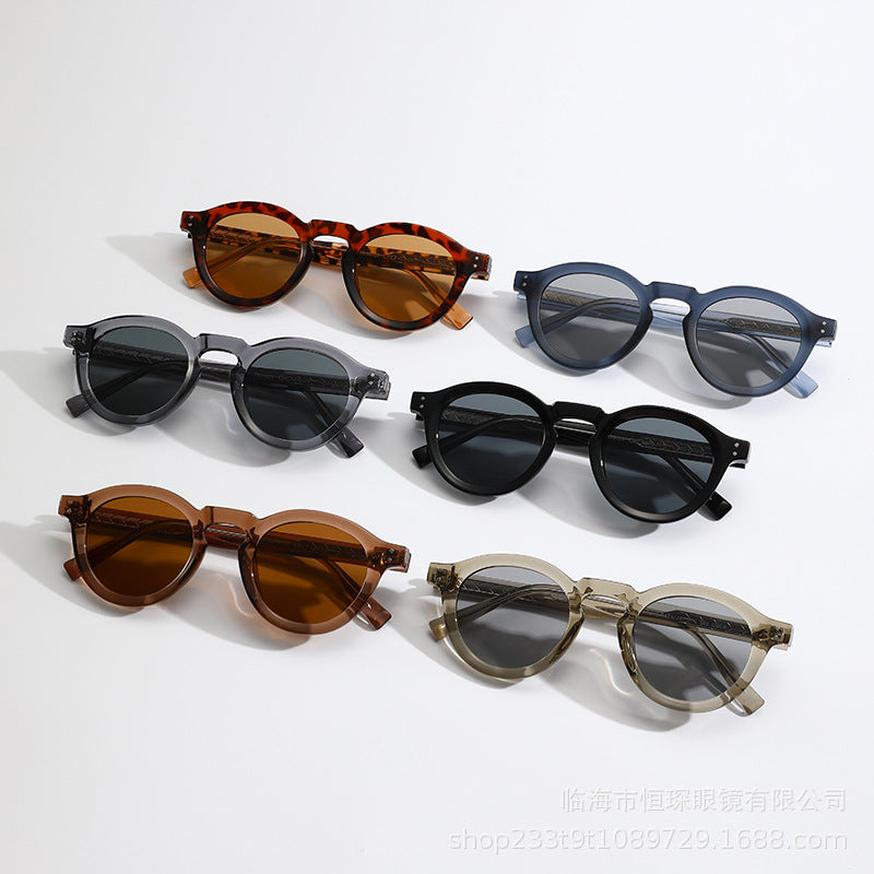 Women's fashionable sunglasses in modern oval design Bowlift