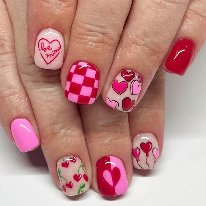 Artistic Love-Themed Press-On Nail Art Set Bowlift