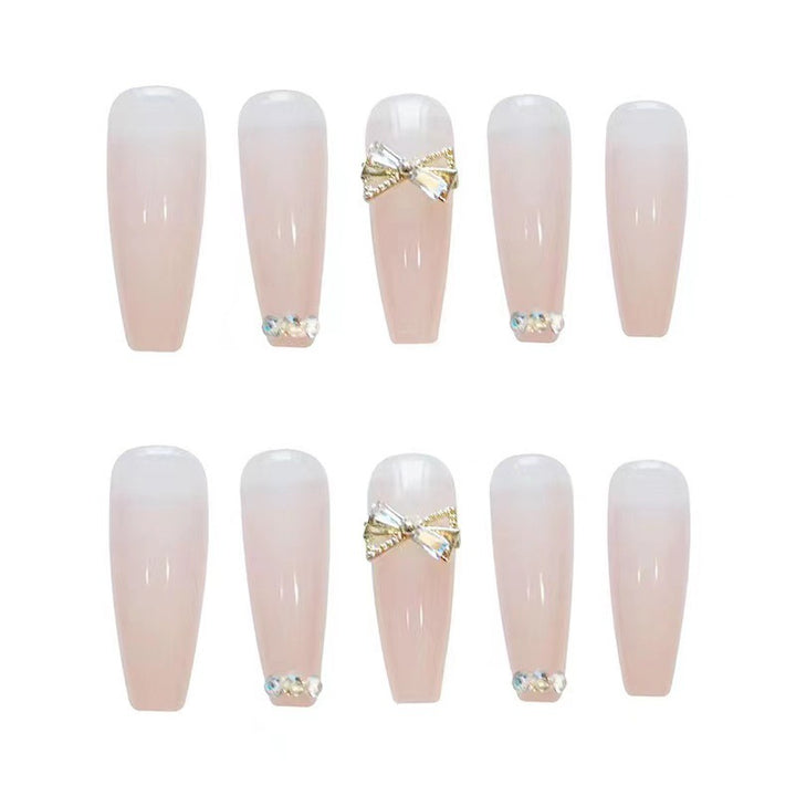 Artificial nails with elegant rhinestone embellishments Bowlift