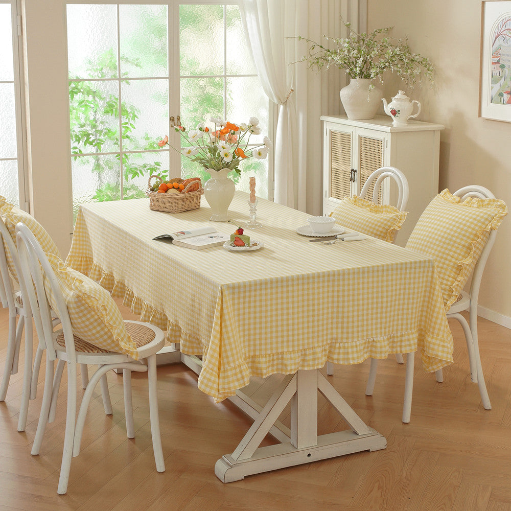 Gingham Ruffled Tablecloth