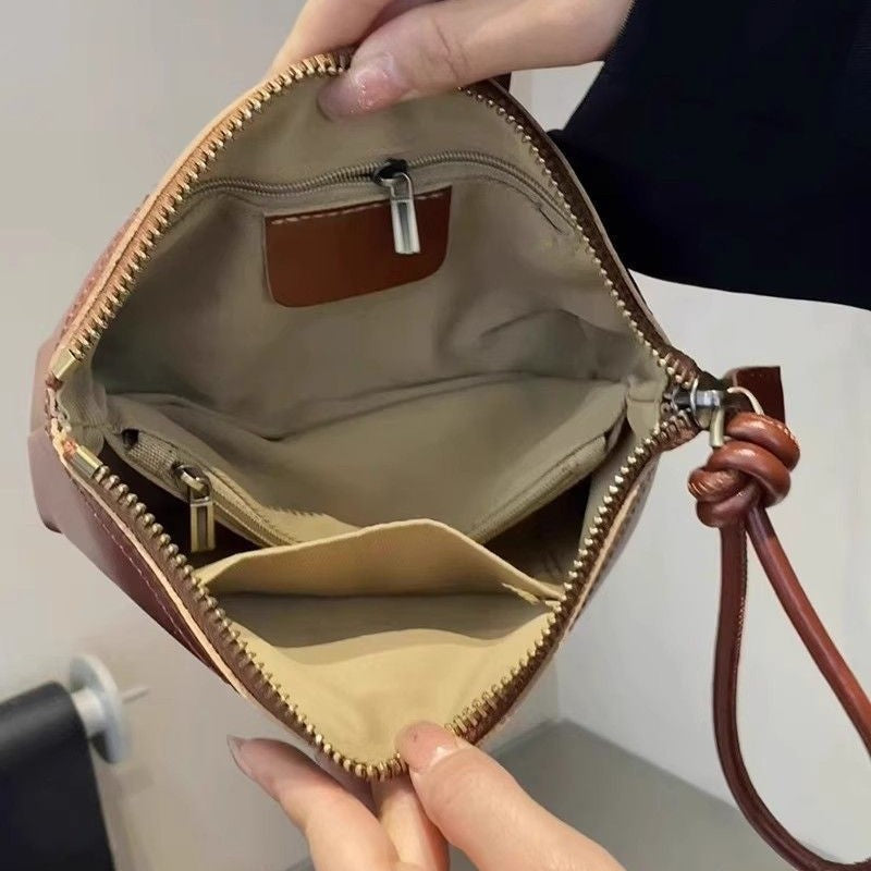 Sleek Faux Leather Zippered Cosmetic Bag Bowlift