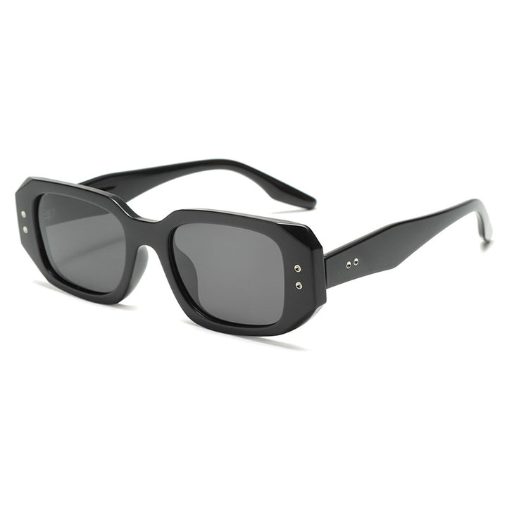 Ladies fashionable oversized sunglasses with stylish frame and UV protection Bowlift