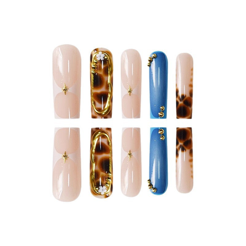 Luxurious Nail Art Extensions Bowlift