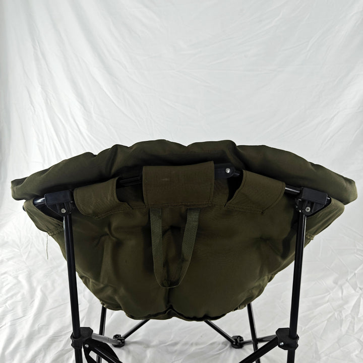 Comfortable and Stylish Lounge Chair Bowlift