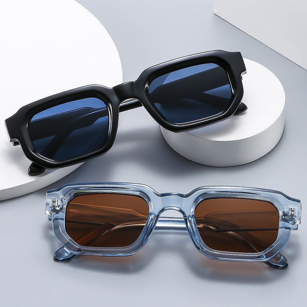 Women Rectangular Sunglasses with Distinctive Design Bowlift