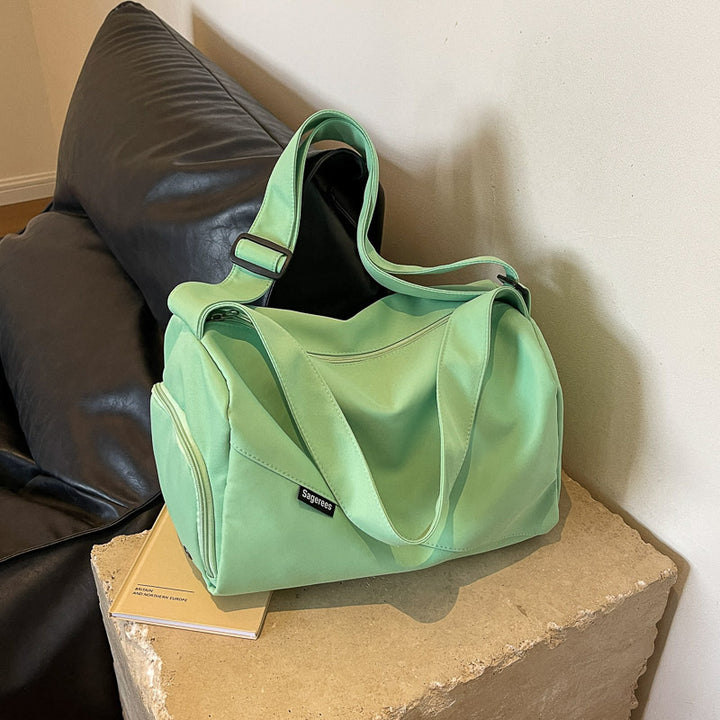 Tote bag with adjustable shoulder strap and spacious inner compartment Bowlift