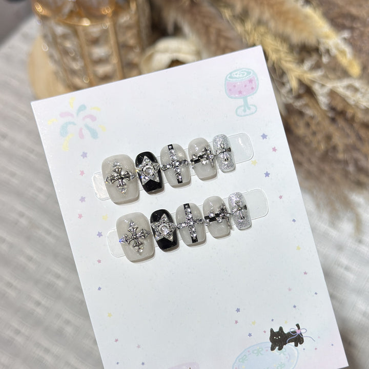 Artistic Press-On Nail Art Set with Gemstone Accents Bowlift