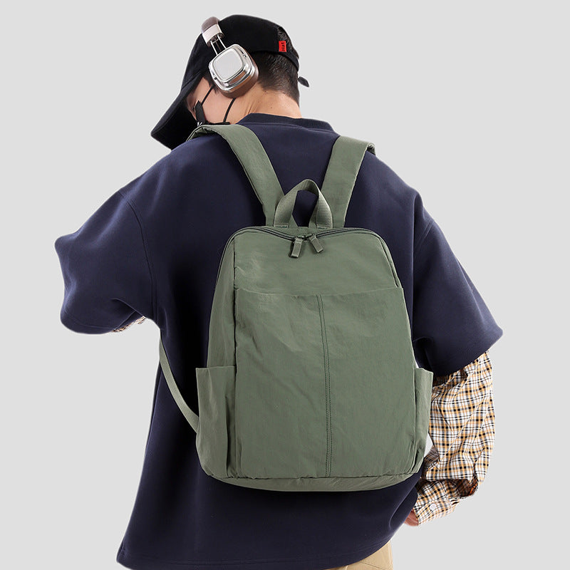 Everyday backpack with practical space concept Bowlift