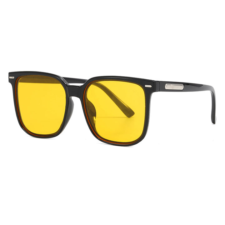 Women square sunglasses with modern design Bowlift
