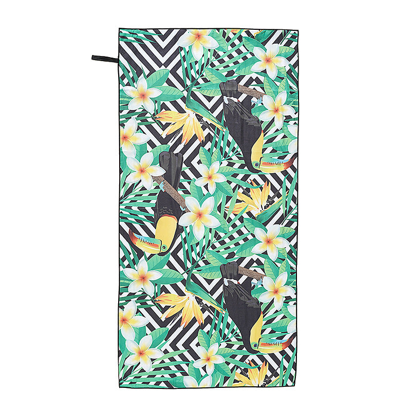 Beach towel with artistic mandala design Bowlift
