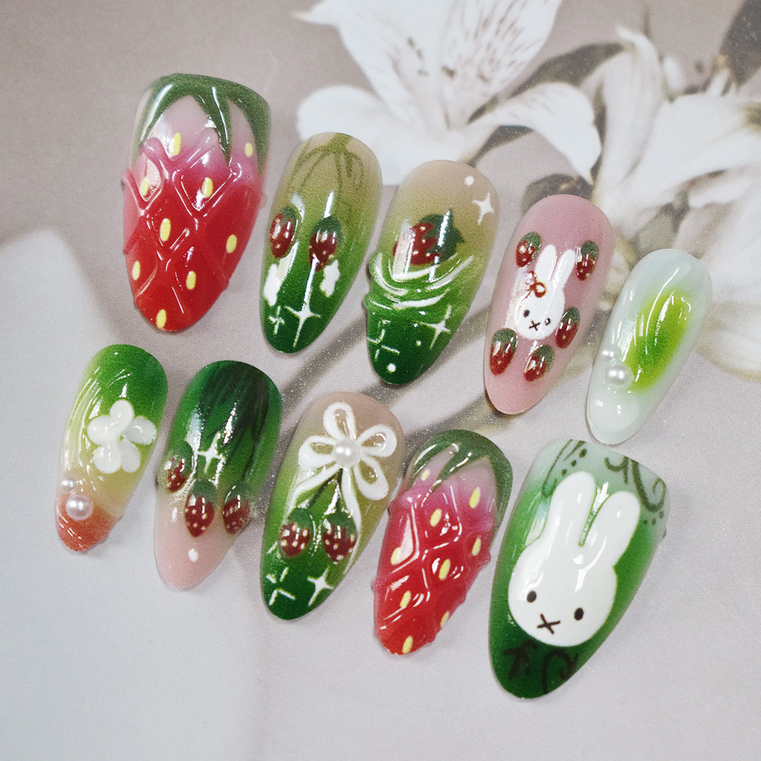 Creative Strawberry-Themed Press-On Nails Bowlift
