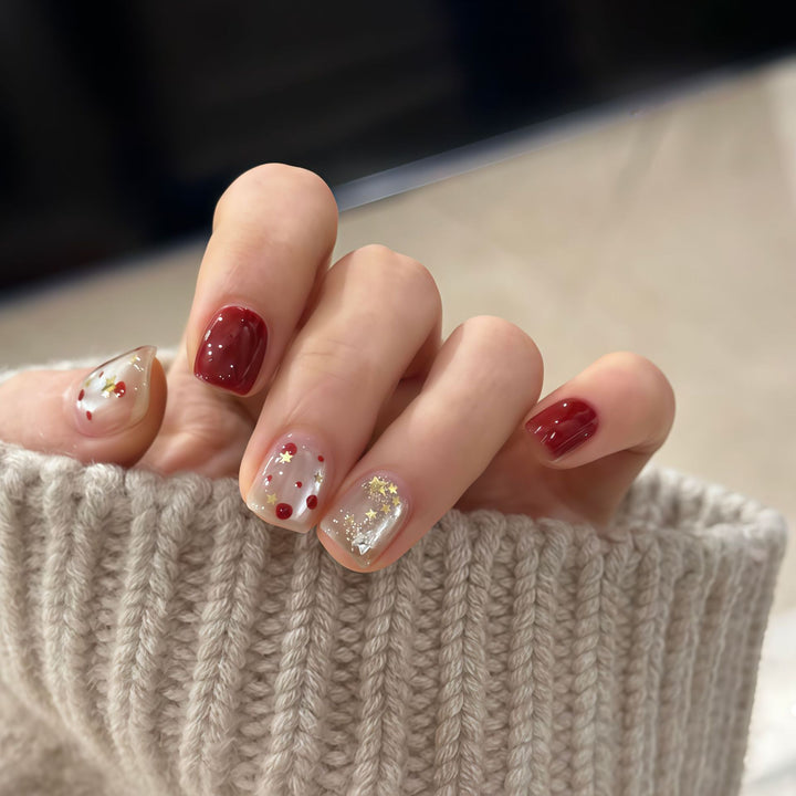 Nail set with sparkling glitter details and creative designs Bowlift