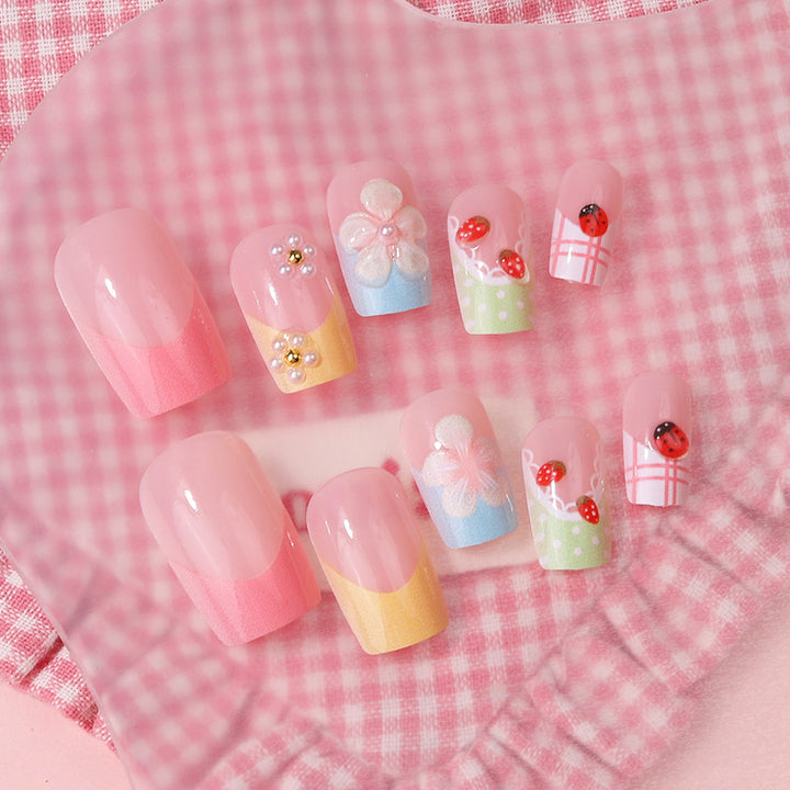 Floral Press-On Nail Art Set Bowlift