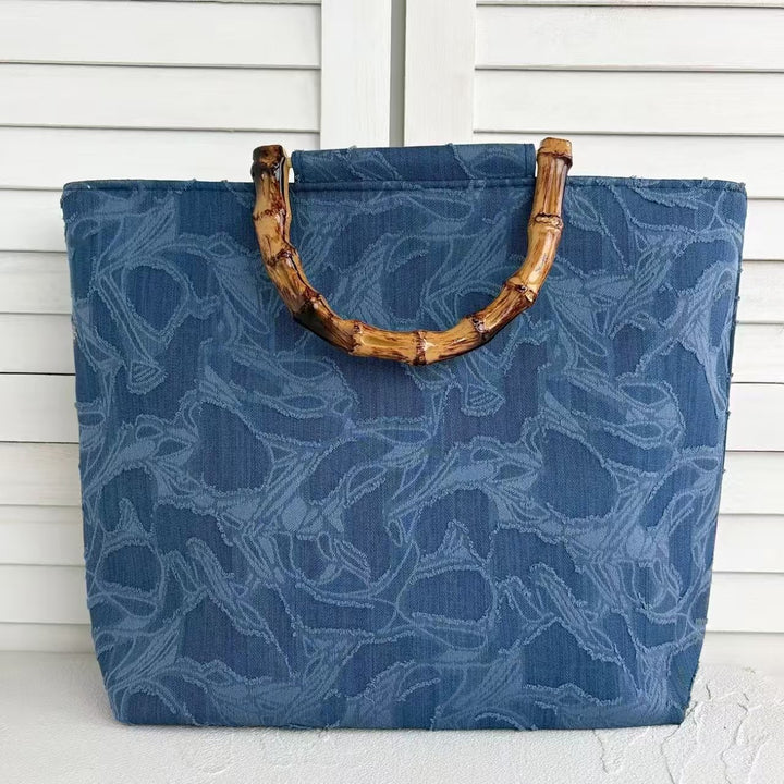 Elegant tote bag with unique pattern Bowlift