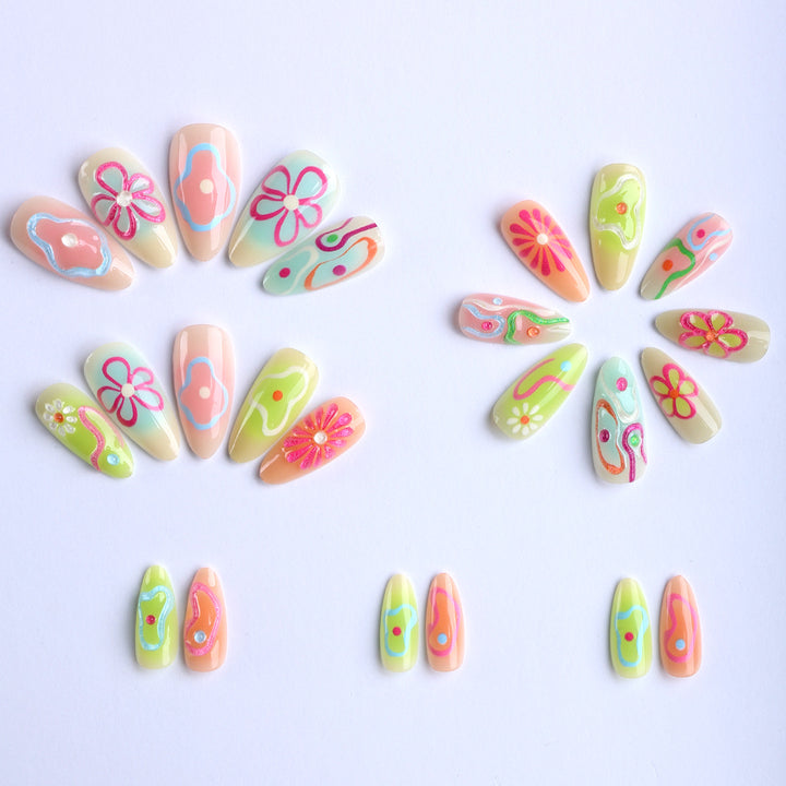 Artificial nails in the creative flower and foil design Bowlift