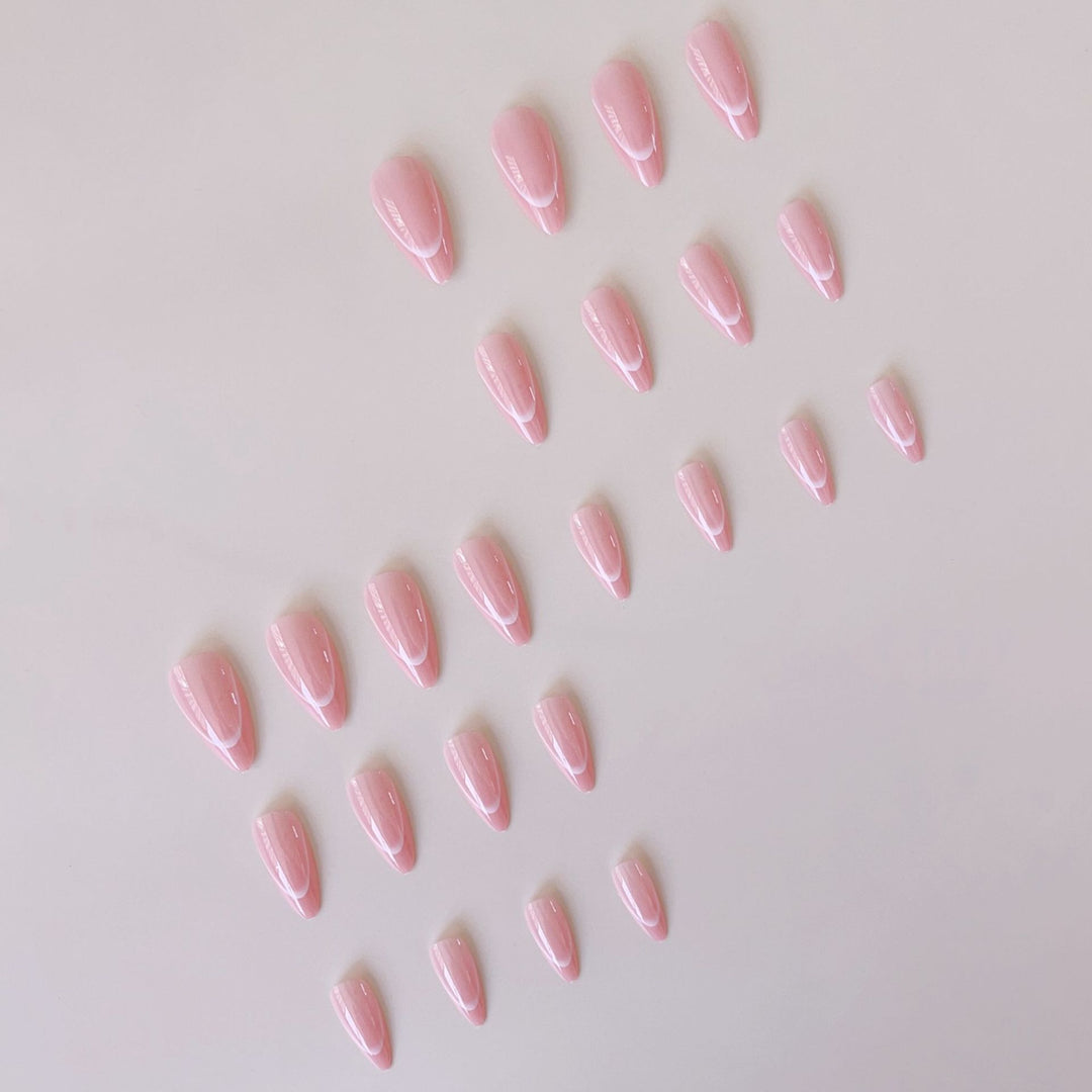Luxurious artificial nail set with elegant French design Bowlift