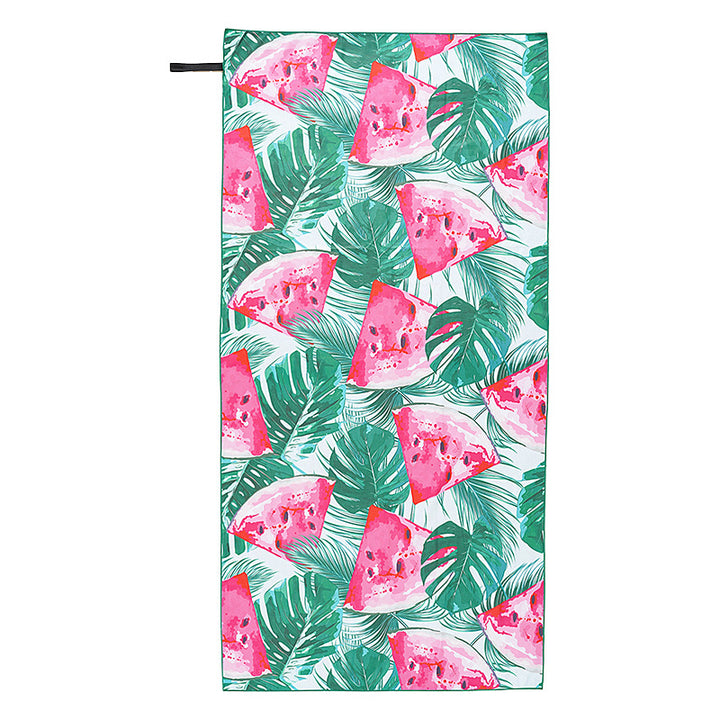 Beach towel with artistic mandala design Bowlift