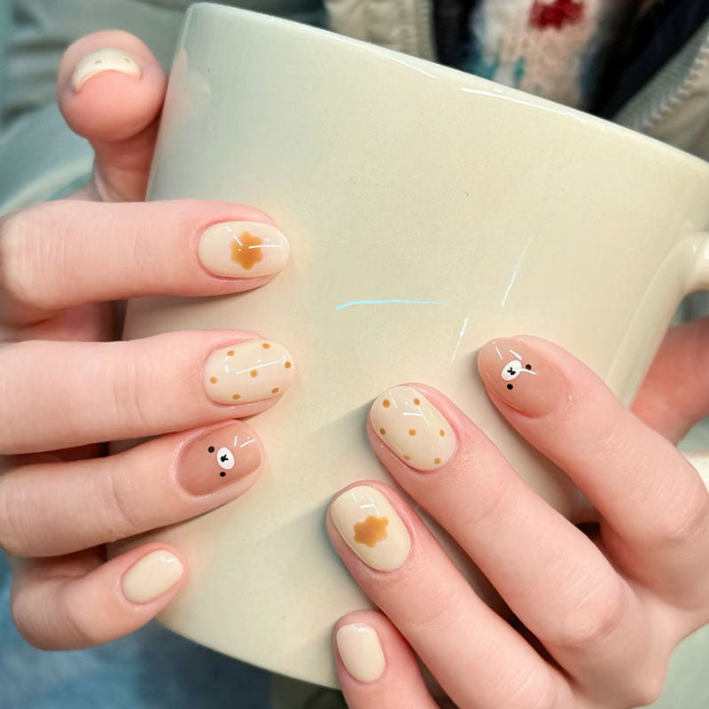 Artistic Cat-Themed Press-On Nail Art Set Bowlift