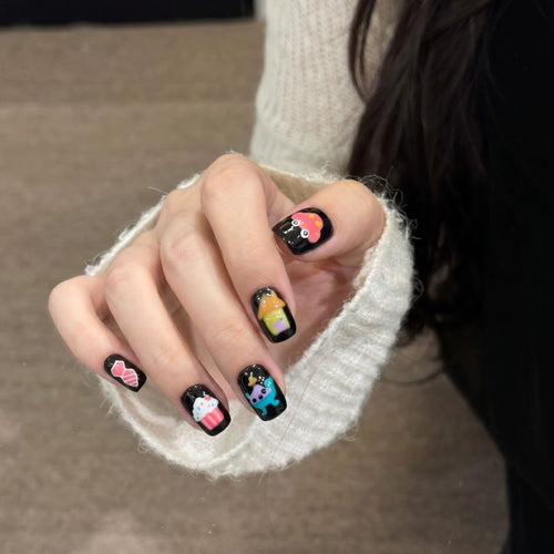Whimsical Cartoon-Themed Press-On Nail Set Bowlift
