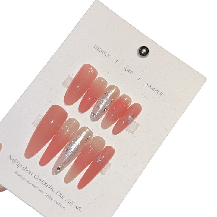 Artificial Nail Set with Elegant Gradient Color and Glitter Details Bowlift