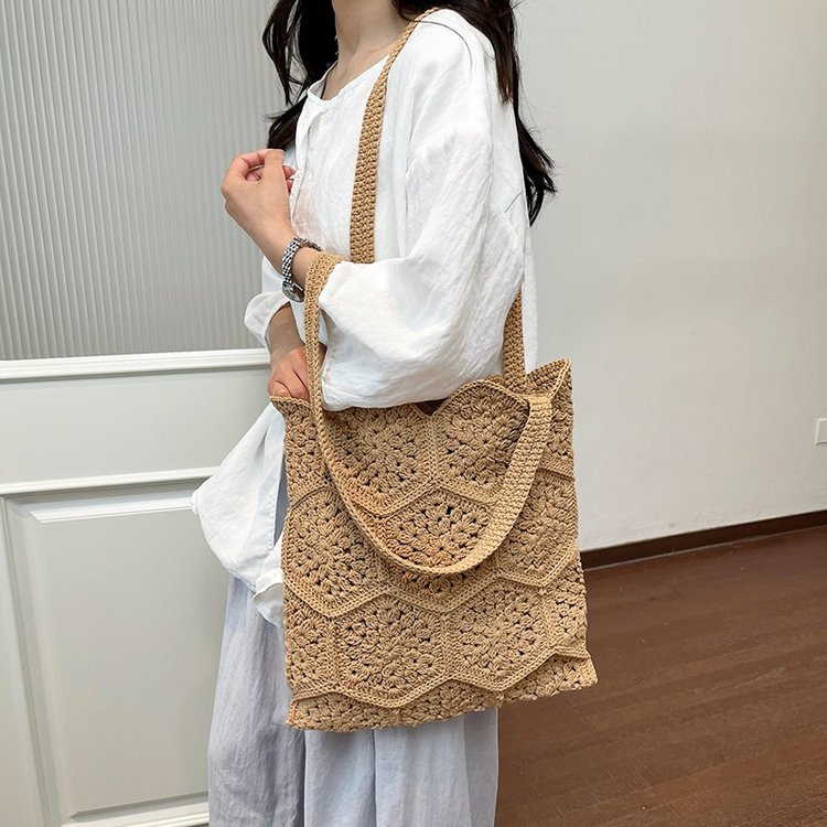 Handwoven shopping bag with unique hexagon pattern Bowlift