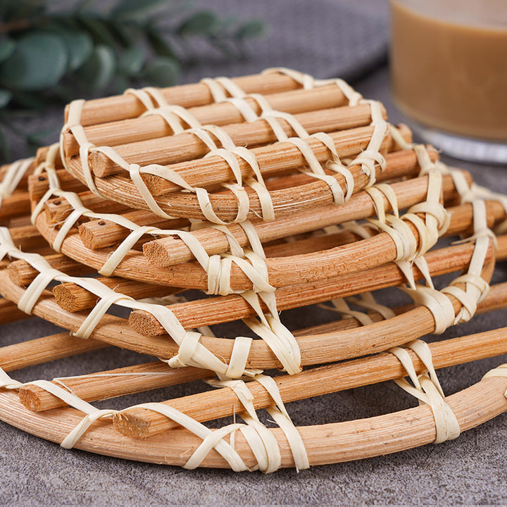 Women Decorative Table Coasters made of Braided Natural Material Bowlift