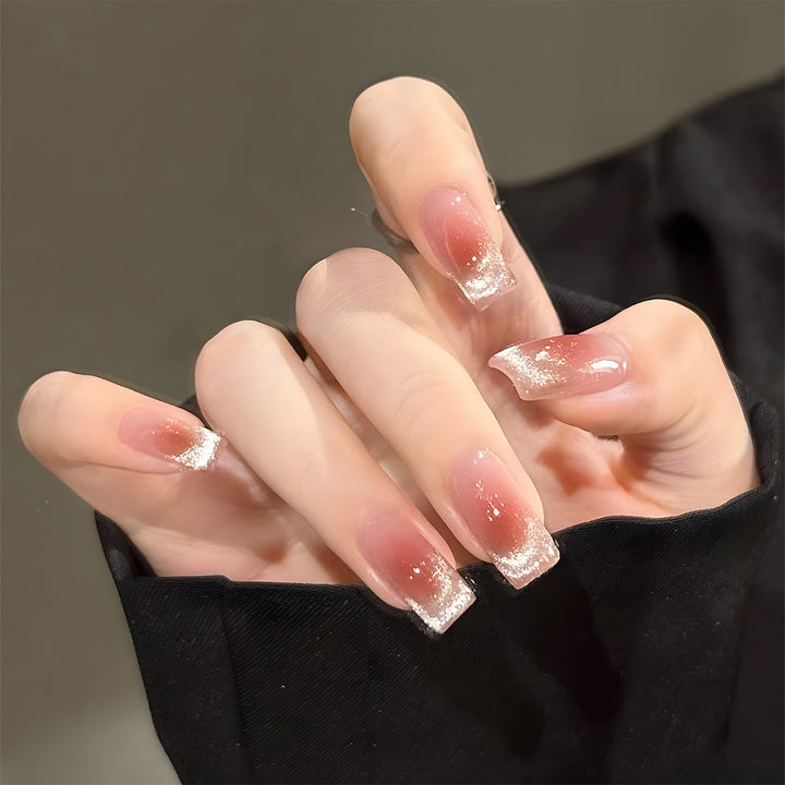 Artificial nail set with elegant glitter finish Bowlift