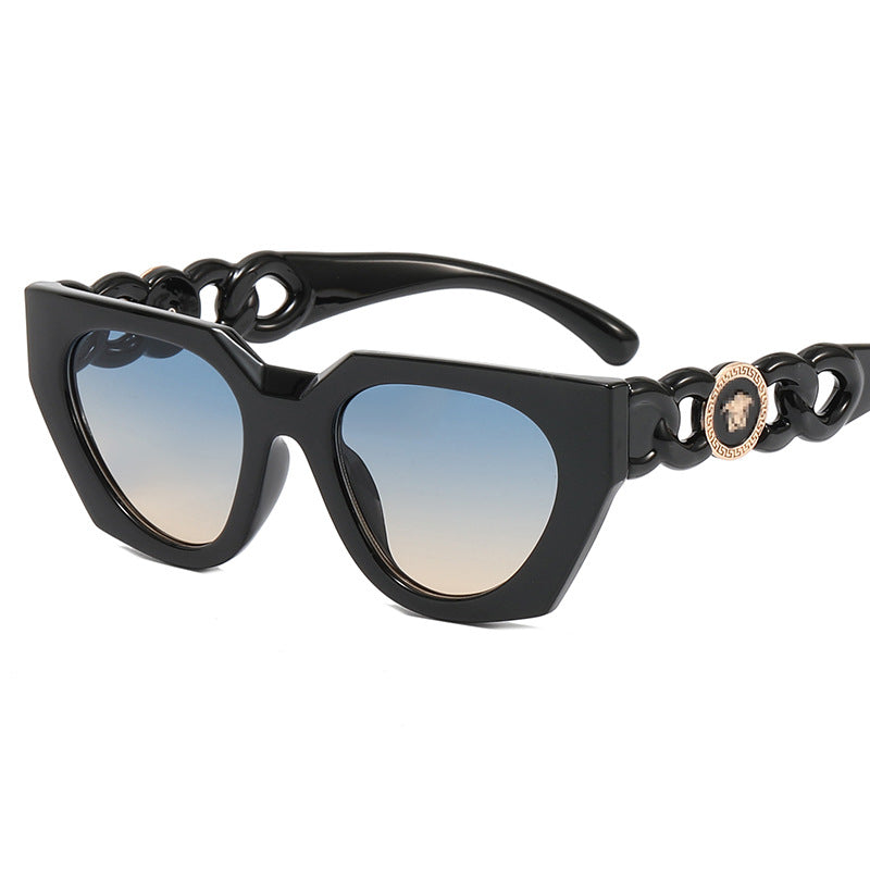 Women's fashionable sunglasses with extravagant design and luxurious details Bowlift