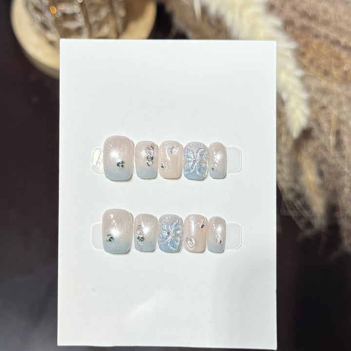 Decorative Press-On Nail Art Set with Crystal Accents Bowlift