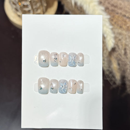 Decorative Press-On Nail Art Set with Crystal Accents Bowlift