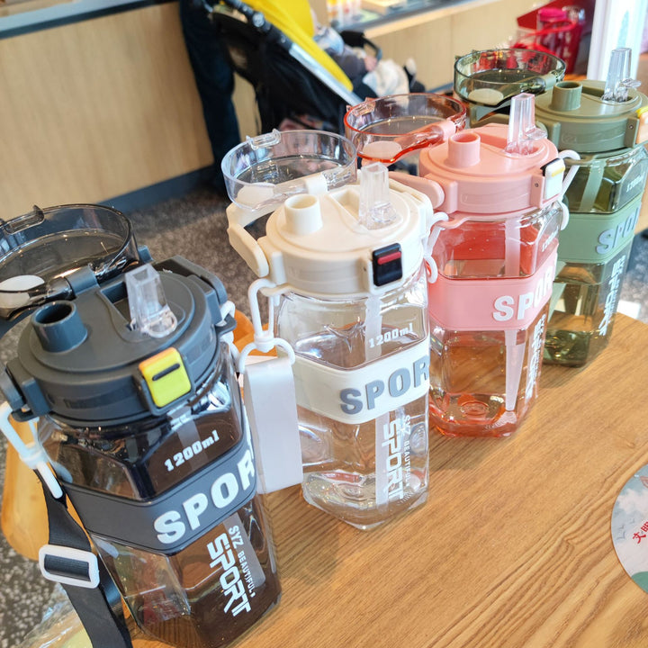 Women's Sport Water Bottle with Practical Carrying System Bowlift